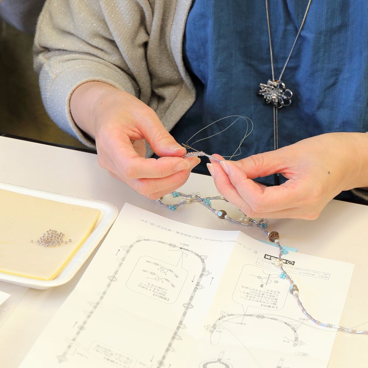 ビーズステッチ