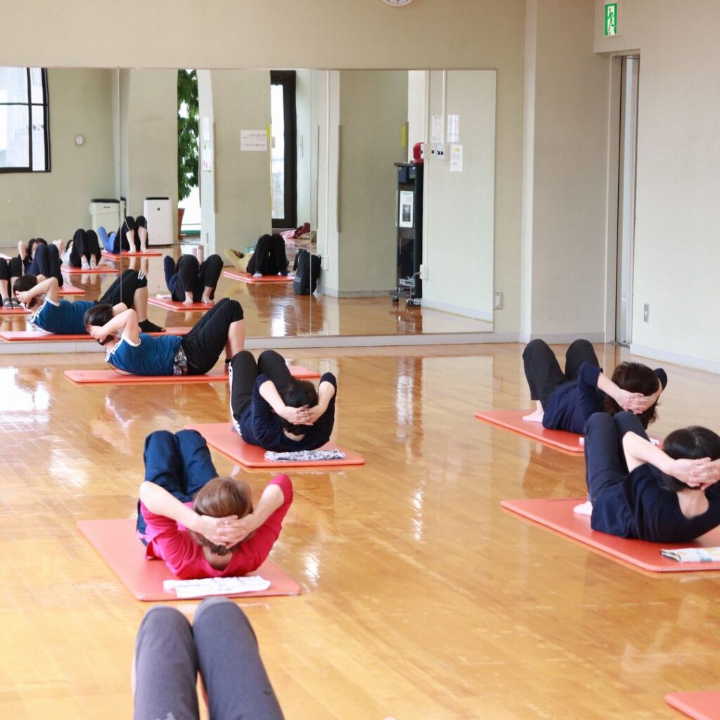 ヨーガ・体操・エアロビクス系講座 – とやま健康生きがいセンター