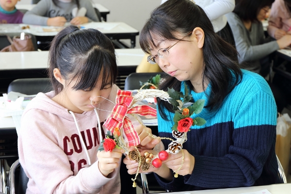 クリスマスリース作り体験会