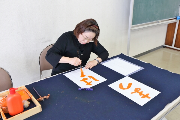 子供書道教室小竹先生